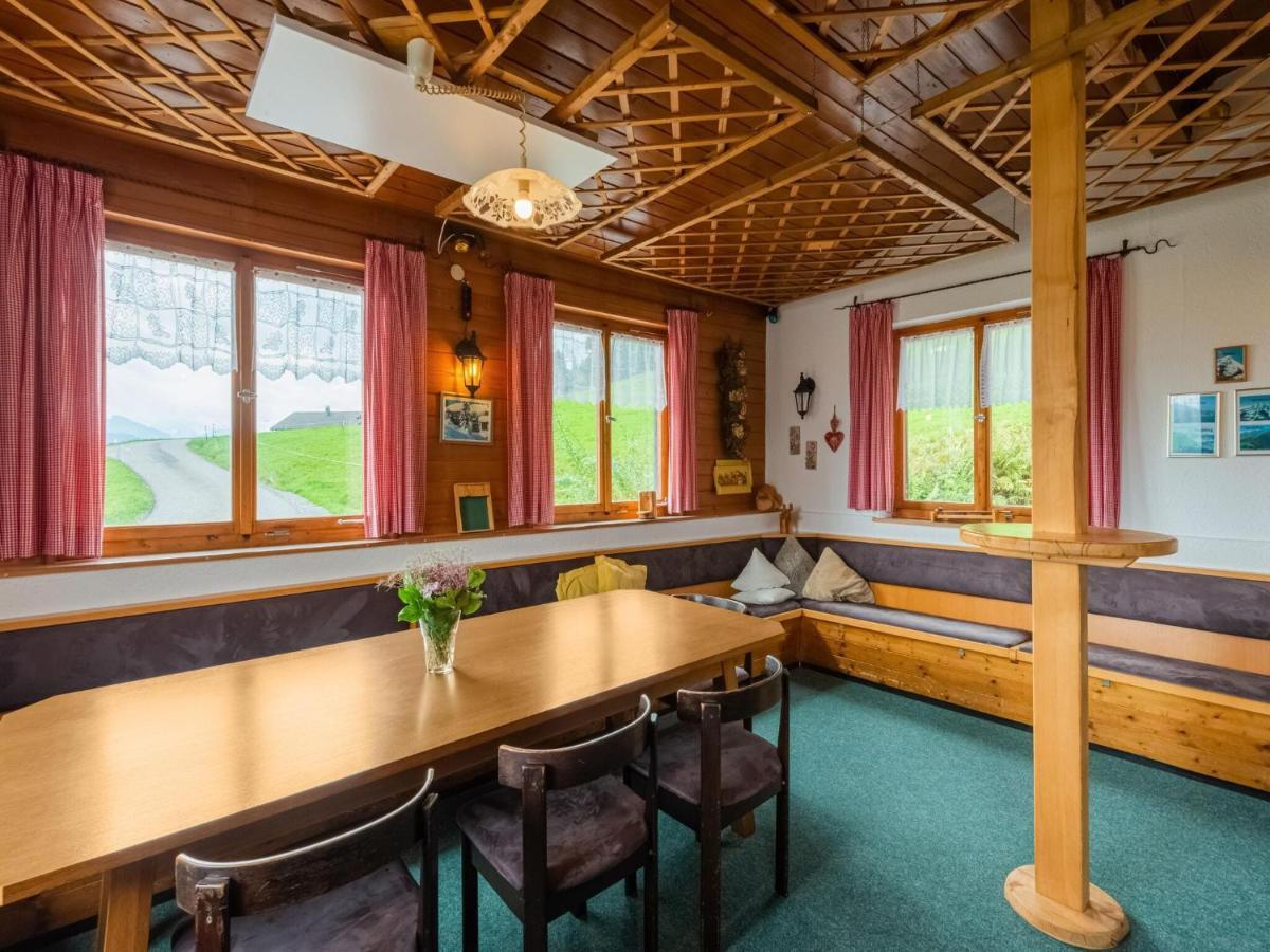 Vintage Holiday Home In Vorarlberg Near Ski Area Schwarzenberg im Bregenzerwald Kültér fotó